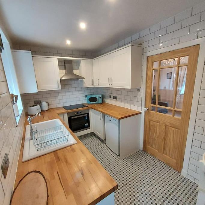 Lovely 1 Bed House In Largs, North Ayrshire Екстериор снимка