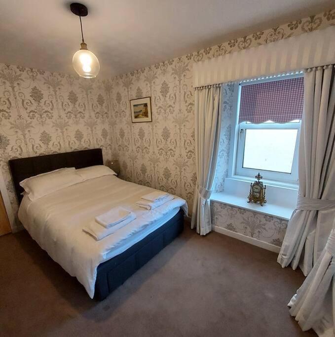 Lovely 1 Bed House In Largs, North Ayrshire Екстериор снимка